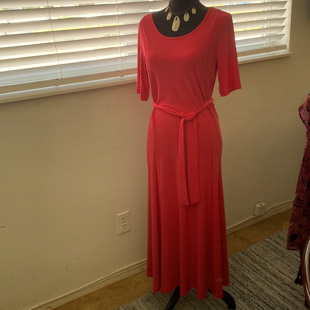 Nina Leonard long medium never worn
